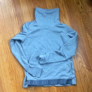 Nike dri fit sweatshirt